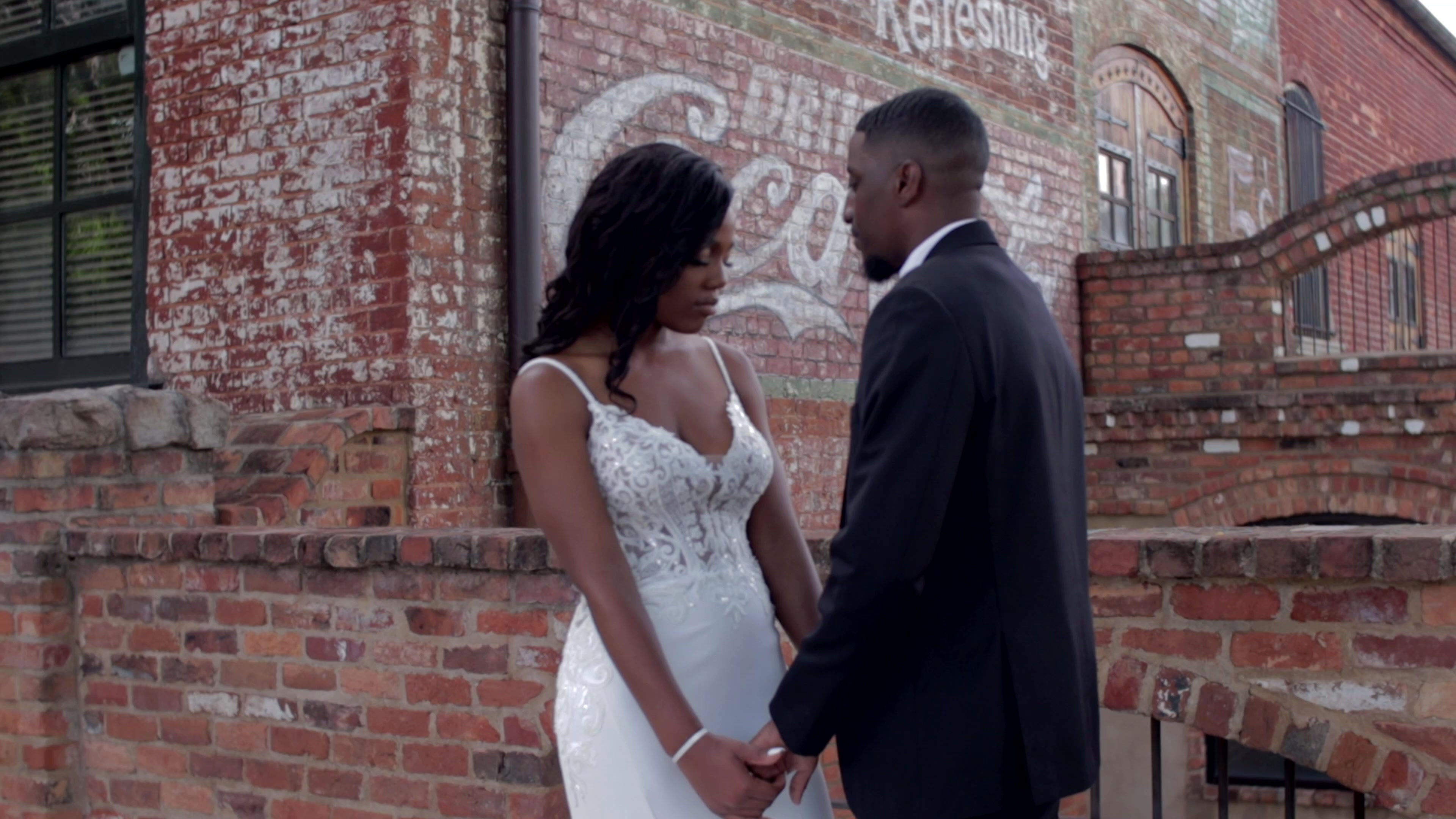 The Gee's Sneak Peek